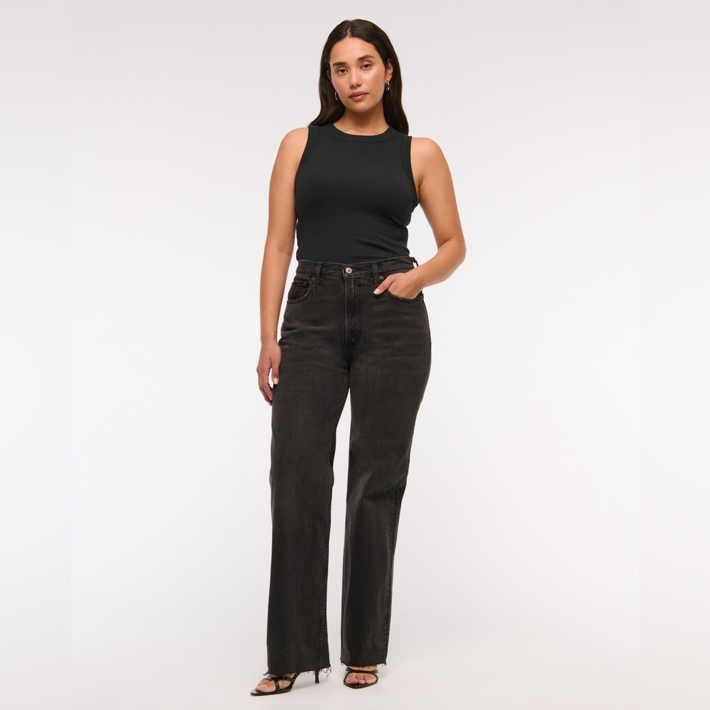 Abercrombie & Fitch High Rise 90’s Relaxed Jean Size 27 Short